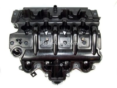 Capac culbutori (set with 2 gaskets) , pentru: NISSAN INTERSTAR, PRIMASTAR; OPEL MOVANO A, VIVARO A; RENAULT AVANTIME, ESPACE IV, LAGUNA II, MASTER II, TRAFIC II, VEL SATIS 2.2D/2.5D 09.00-