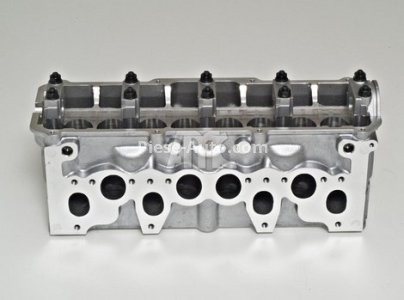 Chiulasă motor pentru: AUDI 80 B2, 80 B3; VW CADDY I, GOLF I, GOLF II, JETTA I, JETTA II, PASSAT B1, PASSAT B2, SANTANA, TRANSPORTER III 1.6D 02.79-07.92 3