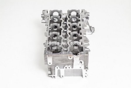 Chiulasă motor pentru: MERCEDES MARCO POLO CAMPER (W447), SPRINTER 3,5-T (B906), SPRINTER 3,5-T (B907), SPRINTER 3,5-T (B907, B910), SPRINTER 3-T (B906), SPRINTER 3-T (B907) 2.2D 06.06- 3