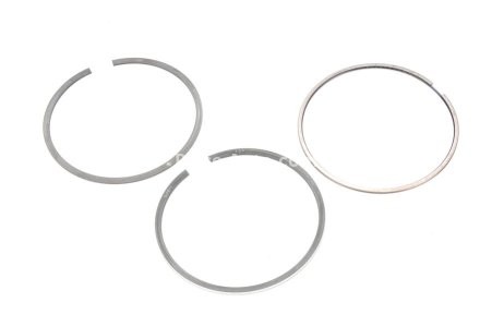 Segmenți piston GOETZE pentru : CHRYSLER GRAND VOYAGER III, VOYAGER III; DODGE CARAVAN; JEEP CHEROKEE, GRAND CHEROKEE I 2.5D 01.95-09.01 : CHRYSLER; DODGE