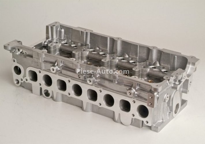 Chiulasă motor pentru: HYUNDAI H-1, H-1 / STAREX, H-1 CARGO, H-1 TRAVEL, H350, PORTER; KIA K2500, SORENTO I 2.5D 07.01-