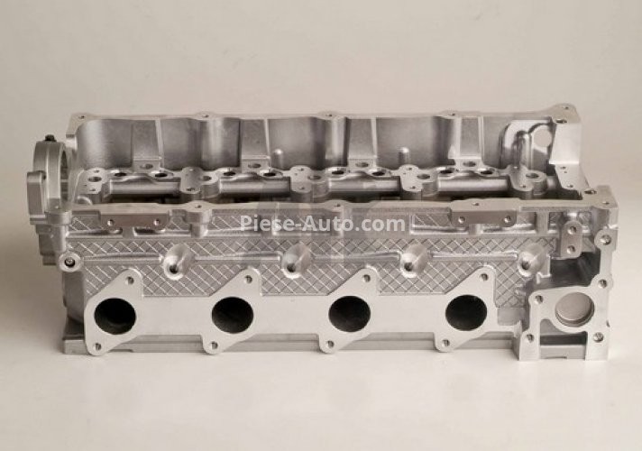 Chiulasă motor pentru: HYUNDAI H-1, H-1 / STAREX, H-1 CARGO, H-1 TRAVEL, H350, PORTER; KIA K2500, SORENTO I 2.5D 07.01-