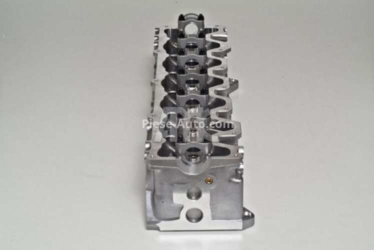 Chiulasă motor pentru: NISSAN PATROL GR IV, PATROL III/2 2.8D 05.86-06.97