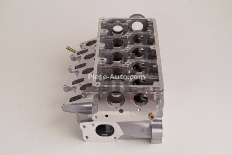 Chiulasă motor pentru: VW AMAROK, CRAFTER 30-35, CRAFTER 30-50 2.0D 09.10-