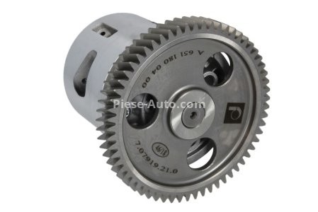 Pompa de ulei pentru: MERCEDES A (W176), B SPORTS TOURER (W246, W242), C (A205), C (C204), C (C205), C T-MODEL (S204), C T-MODEL (S205), C (W204), C (W205), CLA (C117) 1.8D-2.2DH 06.06-