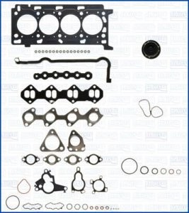 Set garnituri motor pentru: OPEL VIVARO A; RENAULT ESPACE IV, KOLEOS I, LAGUNA, LAGUNA III 2.0D 01.06-