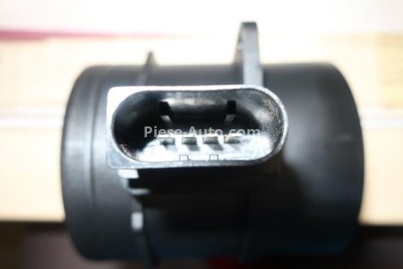 Debitmetru aer AUTLOG pentru: MERCEDES G (W461), SPRINTER 3,5-T (B906), SPRINTER 3-T (B906), SPRINTER 4,6-T (B906), SPRINTER 5-T (B906), VIANO (W639), VITO / MIXTO (W639) 2.0D-3.0D 09.03-