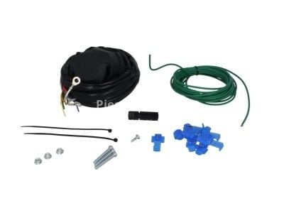 Cablaj universal pentru cârlig remorcare (numar pini: 13, universal) se potrivește: BMW 5 (E34); CHEVROLET AVEO / KALOS; CHRYSLER VOYAGER I, VOYAGER II; CITROEN BERLINGO, BERLINGO/MINIVAN, JUMPER I; FIAT DUCATO; FORD TRANSIT V363 06.87-