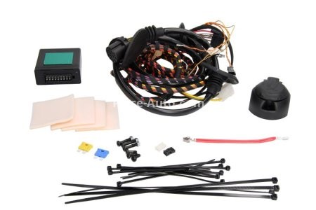 Cablaj sistem cârlig de remorcare (numar pini: 13) se potrivește: SKODA OCTAVIA II, SUPERB II; VW EOS, GOLF V, GOLF VI, JETTA III, PASSAT B6, PASSAT B7 10.03-05.16