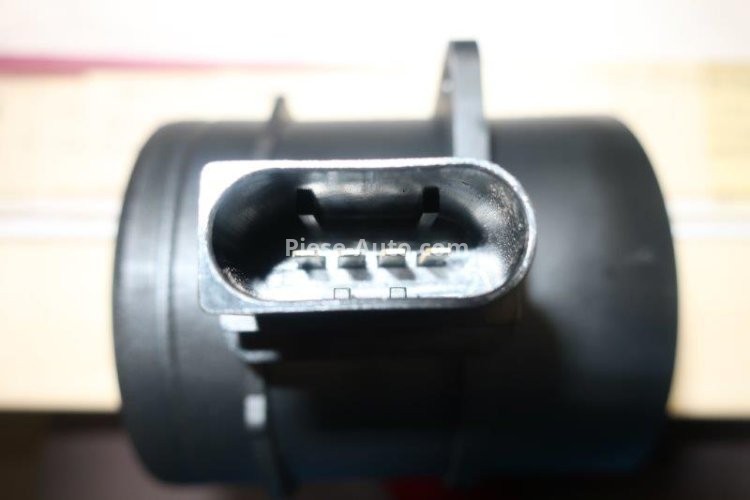 Debitmetru aer AUTLOG pentru: MERCEDES G (W461), SPRINTER 3,5-T (B906), SPRINTER 3-T (B906), SPRINTER 4,6-T (B906), SPRINTER 5-T (B906), VIANO (W639), VITO / MIXTO (W639) 2.0D-3.0D 09.03-
