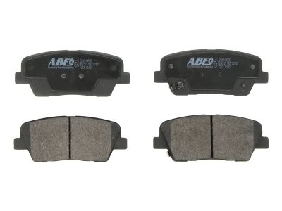 Set plăcuțe frână ABE, spate ,pentru: HYUNDAI ELANTRA V, EQUUS / CENTENNIAL, GENESIS, GRAND SANTA FÉ, SANTA FE IV/SUV, SANTA FÉ II, SANTA FÉ III, SANTA FÉ II/SUV; KIA BORREGO 1.6-5.0 03.06-