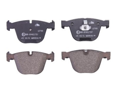 Set plăcuțe frână ATE din ceramică, spate , pentru: BMW 1 (E82), 3 (E90), 3 (E92), 3 (E93), 5 (E60), 5 (E61), 6 (E63), 6 (E64), 7 (E65, E66, E67), X5 (E70) 2.0-6.8 03.98-