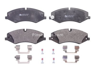 Set plăcuțe frână ATE, față (cu accesorii; cu șuruburi ghidare etrier), pentru: LAND ROVER DEFENDER, DISCOVERY IV, DISCOVERY V, RANGE ROVER III, RANGE ROVER IV 2.0-5.0 03.02-