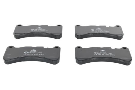 Set plăcuțe frână ATE, față , pentru: MERCEDES CLK (A209), CLK (C209), SLK (R171); MASERATI GHIBLI III, GRAN TURISMO I, GRANCABRIO, QUATTROPORTE V 3.0-6.2 06.02-
