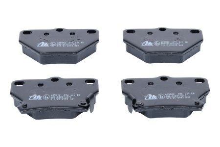 Set plăcuțe frână ATE, spate  , pentru: TOYOTA CELICA, COROLLA, COROLLA VERSO, IST, MATRIX, PRIUS, YARIS, YARIS VERSO 1.0-2.0D 04.99-12.09 3