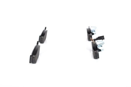 Set plăcuțe frână față , BOSCH, pentru: ALFA ROMEO 145, 146; FIAT BARCHETTA, BRAVA, BRAVO I, MAREA, PUNTO; LANCIA DEDRA 1.2-1.9D 04.89-03.12 3