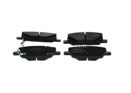 Set plăcuțe frână față , BOSCH, pentru: CHEVROLET TRAX; OPEL INSIGNIA B, INSIGNIA B COUNTRY, INSIGNIA B GRAND SPORT, MOKKA / MOKKA X 1.4-2.0D 06.12-