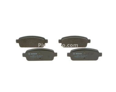Set plăcuțe frână spate , BOSCH ( cu tampon de amortizare), pentru: CHEVROLET AVEO, CRUZE, ORLANDO, TRAX, VOLT; OPEL AMPERA, ASTRA J, ASTRA J GTC 1.2-2.0D 05.09- 2