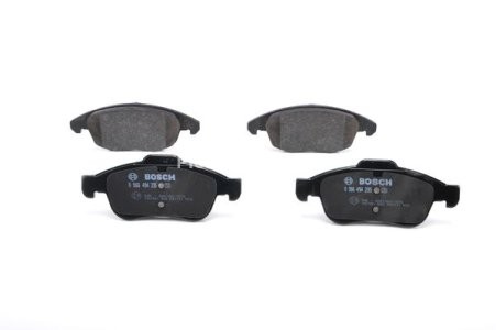 Set plăcuțe frână față , BOSCH, pentru: DS DS 4, DS 5; CITROEN BERLINGO, BERLINGO MULTISPACE, BERLINGO/MINIVAN, C4 GRAND PICASSO I, C4 II, C4 PICASSO I, DS4, DS5; PEUGEOT 5008 1.2-Electric 10.06- 3