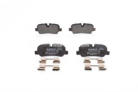 Set plăcuțe frână spate , BOSCH, pentru: LAND ROVER DISCOVERY III, DISCOVERY IV, RANGE ROVER III, RANGE ROVER SPORT I 2.7D-5.0 03.02-12.18 3