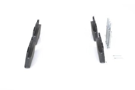 Set plăcuțe frână spate , BOSCH, pentru: LAND ROVER 110/127, 90 I, DEFENDER 2.2D-4.0 09.83-02.16 3