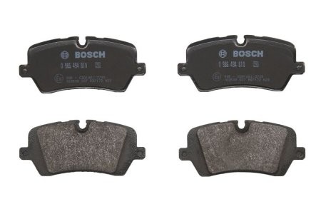 Set plăcuțe frână spate , BOSCH ( cu tampon de amortizare), pentru: LAND ROVER DEFENDER, DISCOVERY V, RANGE ROVER IV, RANGE ROVER SPORT II 2.0-5.0 08.12-
