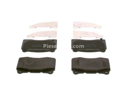 Set plăcuțe frână față , BOSCH (cu tampon de amortizare; vezi instructiunile de montare), pentru: VOLVO S60 I, V70 II; CADILLAC ATS, CT6, XTS; CHEVROLET CORVETTE 1.4-Electric 01.98- 3
