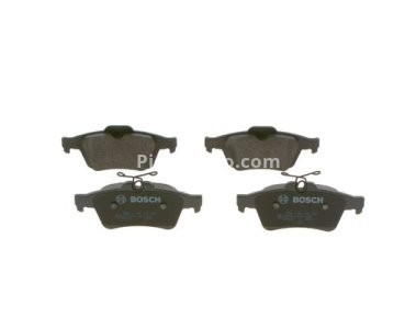 Set plăcuțe frână spate , BOSCH ( cu tampon de amortizare), pentru: VOLVO C30, C70 II, S40 II, V40, V50; CADILLAC CTS; CITROEN C5 III 1.0-Electric 01.99- 3