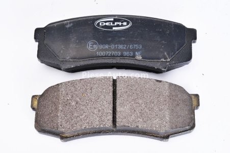 Set plăcuțe frână spate, DELPHI , pentru: MITSUBISHI PAJERO IV; TOYOTA 4 RUNNER IV, 4 RUNNER V, FJ CRUISER, LAND CRUISER, LAND CRUISER 100, LAND CRUISER 80, LAND CRUISER 90 2.4-4.7 11.84-