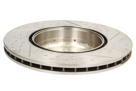 Disc frână TRW din doua piese ,spate, pentru: BMW 3 (F30, F80), 3 (F31), 3 GRAN TURISMO (F34), 4 (F32, F82), 4 (F33, F83), 4 GRAN COUPE (F36) 1.5-3.0H 11.11-