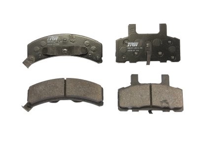 Set plăcuțe frână TRW, față, pentru: CADILLAC ESCALADE; CHEVROLET ASTRO, C1500, C2500, K1500, K2500, SUBURBAN, TAHOE; DODGE CHALLENGER, CHARGER, RAM 1500; GMC YUKON 3.9-6.5D 10.89-