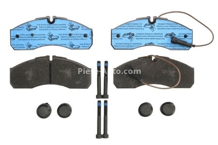 Set plăcuțe frână TRW, față, pentru: CHRYSLER NEON, NEON II, VISION, VOYAGER III; DODGE CARAVAN, INTREPID, NEON, NEON II; PLYMOUTH NEON, NEON II, VOYAGER 1.6-3.8 10.92-