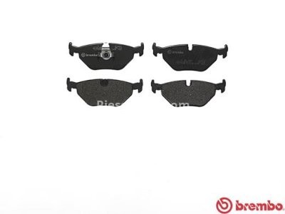 Set plăcuțe frână BREMBO, spate , pentru: BMW 5 (E39) 2.0-4.4 09.95-05.04