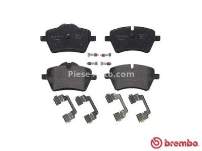 Set plăcuțe frână BREMBO ,față, (cu accesorii; cu suruburi ghidare etrier frână), pentru: MINI (R56), (R57), (R58), (R59), CLUBMAN (R55), COUNTRYMAN (R60) 1.6/1.6D/2.0D 10.06-10.16