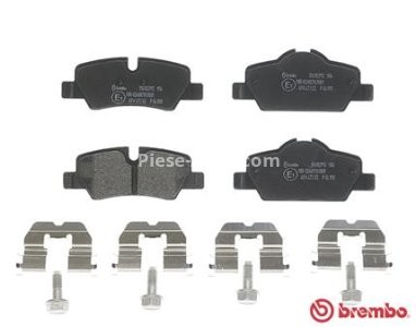 Set plăcuțe frână BREMBO ,spate (cu accesorii; cu suruburi ghidare etrier frână), pentru: MINI (F55), (F56), (F57) 1.2-2.0D 09.13-