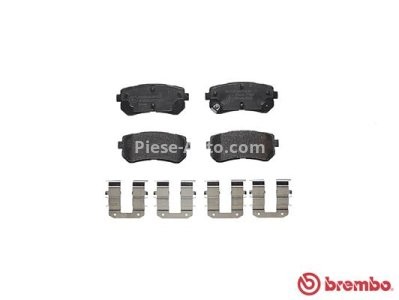 Set plăcuțe frână BREMBO ,spate (cu accesorii), pentru: HYUNDAI CRETA, IX20, KONA, KONA/SUV, TUCSON; KIA OPTIMA, PICANTO II, SELTOS, SOUL II, SPORTAGE IV 1.0-2.4 11.10-