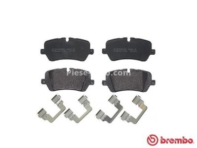Set plăcuțe frână BREMBO ,spate (cu accesorii), pentru: LAND ROVER DEFENDER, DISCOVERY V, RANGE ROVER IV, RANGE ROVER SPORT II; PORSCHE 918 SPYDER 2.0-5.0 08.12-