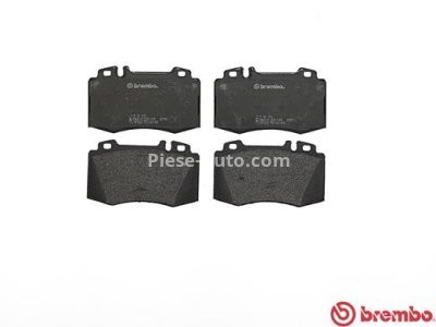 Set plăcuțe frână BREMBO ,față, pentru: MERCEDES C (CL203), C T-MODEL (S203), C (W203), CLK (A209), CLK (C209), CLS (C219), E T-MODEL (S211), E (VF211), E (W211), S (C215) 1.8-6.3 10.98-01.12