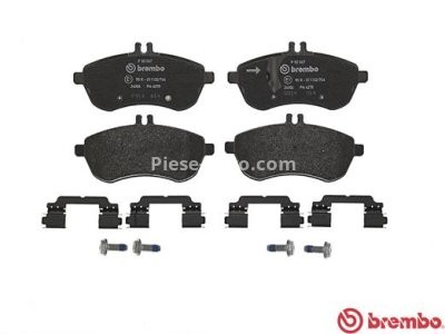 Set plăcuțe frână BREMBO ,față, pentru: MERCEDES C (C204), C T-MODEL (S204), C (W204), E (A207), E (C207), E T-MODEL (S212), E (W212), SLC (R172), SLK (R172) 1.6-3.0 01.07-
