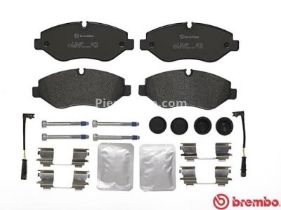 Set plăcuțe frână BREMBO ,față, pentru: MERCEDES EQV (W447), EVITO TOURER (W447), EVITO (W447), MARCO POLO CAMPER (W447), SPRINTER 3,5-T (B906), SPRINTER 3,5-T (B907) 1.6D-Electric 09.03-