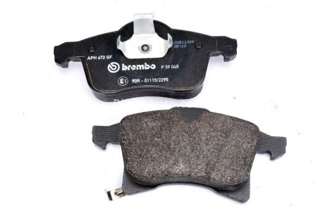 Set plăcuțe frână BREMBO ,față, pentru: CHEVROLET VIVA, ZAFIRA; OPEL ASTRA G, ASTRA G/KOMBI, ASTRA H, ASTRA H CLASSIC, ASTRA H GTC, ASTRA H/KOMBI, COMBO TOUR 1.0-2.2D 02.98-
