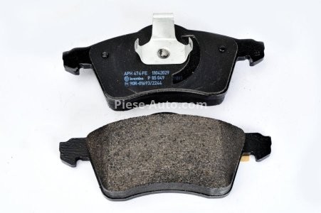 Set plăcuțe frână BREMBO ,față, pentru: VW TRANSPORTER T4 1.8-2.8 07.90-06.03