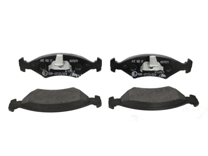 Set plăcuțe frână ATE, față , pentru: FERRARI MONDIAL; FORD ESCORT III, ESCORT III EXPRESS, ESCORT IV, ESCORT IV EXPRESS, FIESTA II, FIESTA III, FIESTA IV, FIESTA/HATCHBACK 1.0-3.2 09.80-08.03