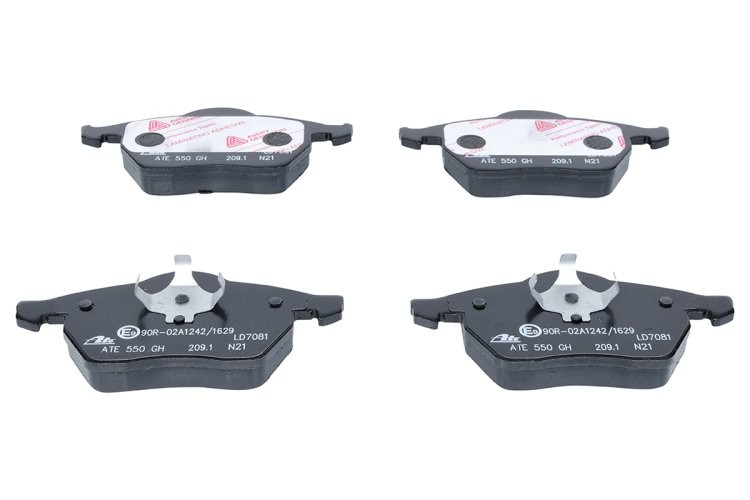 Set plăcuțe frână ATE din ceramică, față , pentru: AUDI A3, TT; SEAT IBIZA III, LEON, TOLEDO II; SKODA OCTAVIA I, OCTAVIA I/KOMBI; VW GOLF III, GOLF IV, NEW BEETLE, PASSAT B3/B4 1.4-2.9 06.91-12.10
