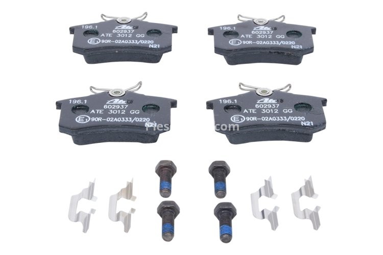 Set plăcuțe frână ATE, spate  (cu accesorii; cu șuruburi ghidare etrier), pentru: AUDI A2, A4 B6, A4 B7, A6 C5, ALLROAD C5, TT; NISSAN MICRA III; PEUGEOT 405 I 1.0-4.2 08.83-
