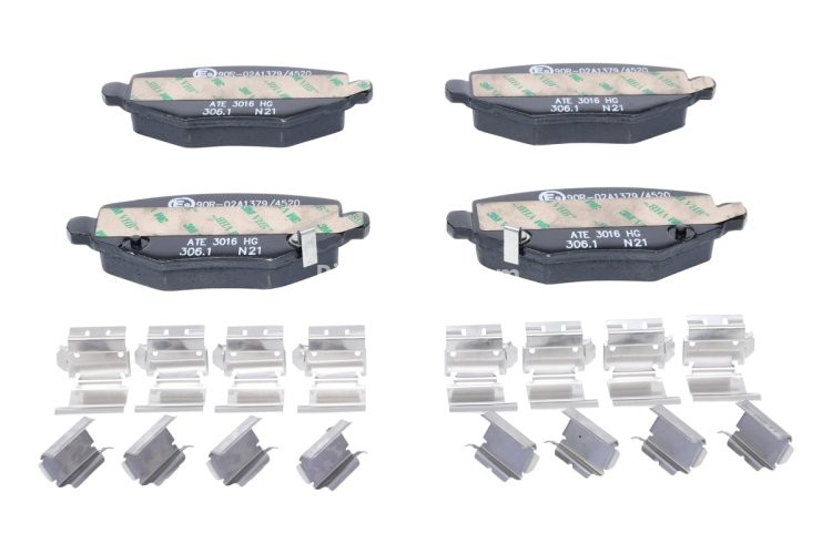 Set plăcuțe frână ATE, spate  (cu accesorii), pentru: CHRYSLER GRAND VOYAGER V, TOWN & COUNTRY, VOYAGER V; DODGE GRAND, JOURNEY; FIAT FREEMONT; FORD USA FREESTAR; LANCIA VOYAGER 2.0D-4.2 10.03-