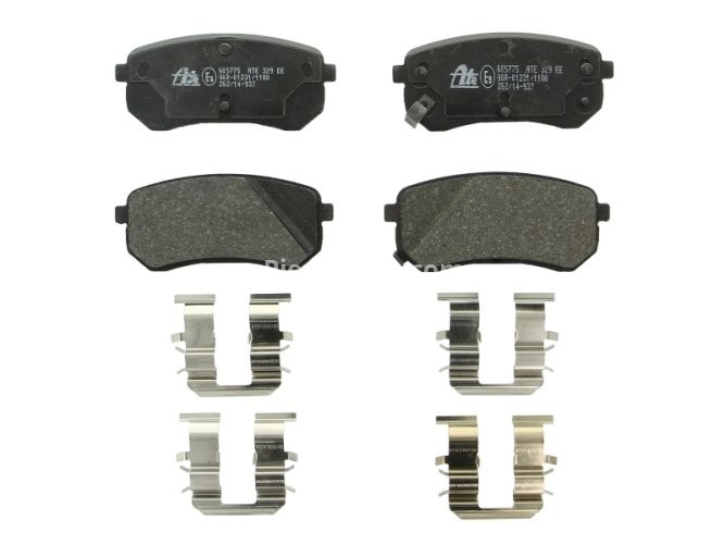 Set plăcuțe frână ATE, spate  (cu accesorii), pentru: HYUNDAI I10 I; KIA PICANTO I, PICANTO II 1.0-1.2 04.04-12.17