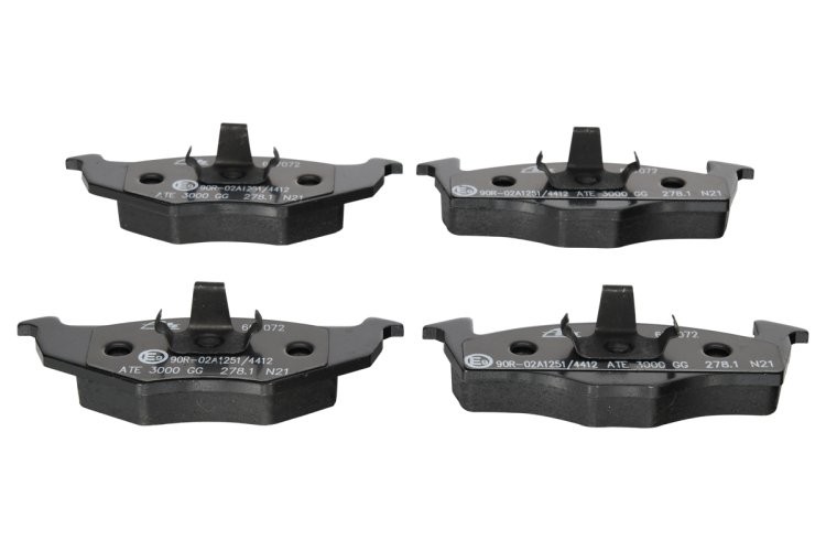 Set plăcuțe frână ATE, față , pentru: SEAT CORDOBA, CORDOBA VARIO, CORDOBA VARIO/KOMBI, IBIZA II, TOLEDO I; VW GOLF III, POLO, POLO III CLASSIC, POLO/KOMBI, VENTO 1.0-2.0 05.91-12.02