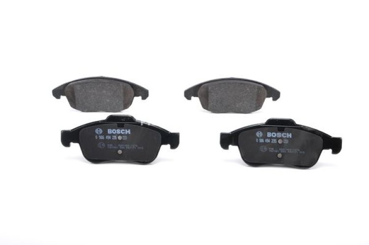 Set plăcuțe frână față , BOSCH, pentru: DS DS 4, DS 5; CITROEN BERLINGO, BERLINGO MULTISPACE, BERLINGO/MINIVAN, C4 GRAND PICASSO I, C4 II, C4 PICASSO I, DS4, DS5; PEUGEOT 5008 1.2-Electric 10.06-