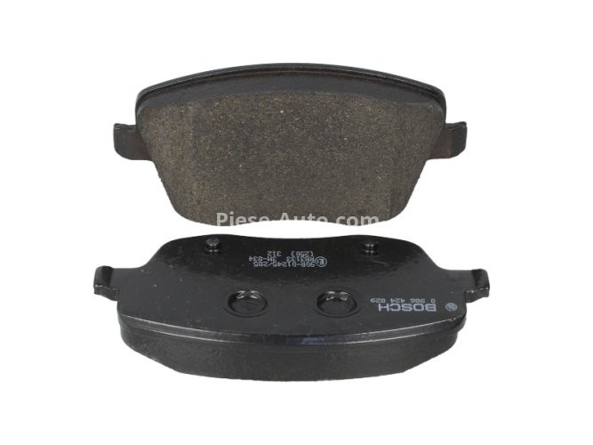 Set plăcuțe frână față , BOSCH, pentru: SEAT CORDOBA, IBIZA III; SKODA FABIA I, FABIA I PRAKTIK, FABIA II, ROOMSTER, ROOMSTER PRAKTIK; VW POLO, POLO III CLASSIC, POLO IV 1.0-2.0 08.99-